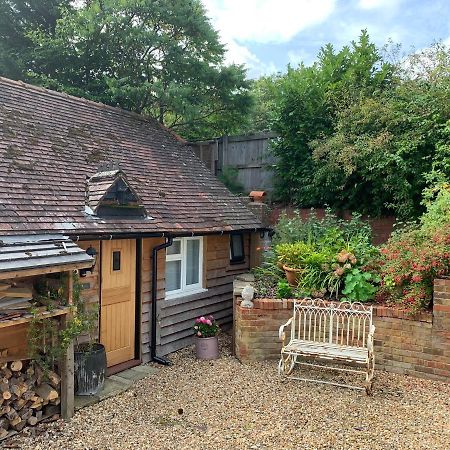 The Little Barn - Self Catering Holiday Accommodation Hindhead Exterior photo